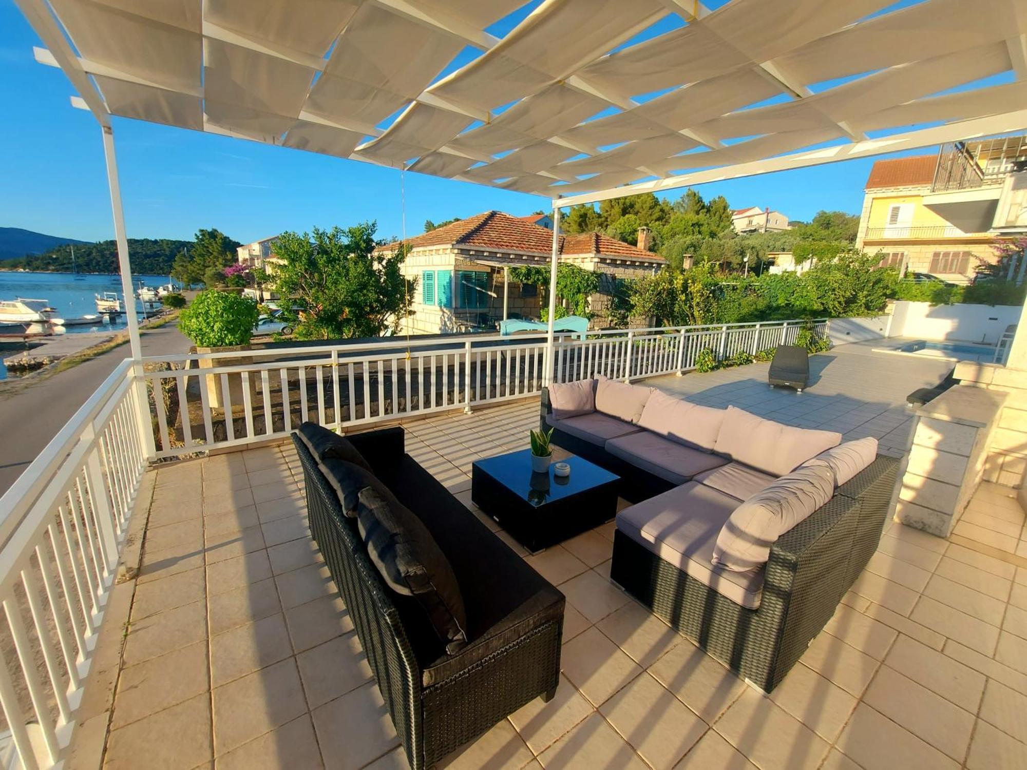 Apartments Villa Julija Lumbarda Exterior photo